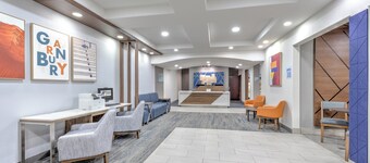Holiday Inn Express & Suites Granbury by IHG