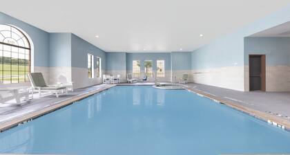 Holiday Inn Express & Suites Granbury by IHG