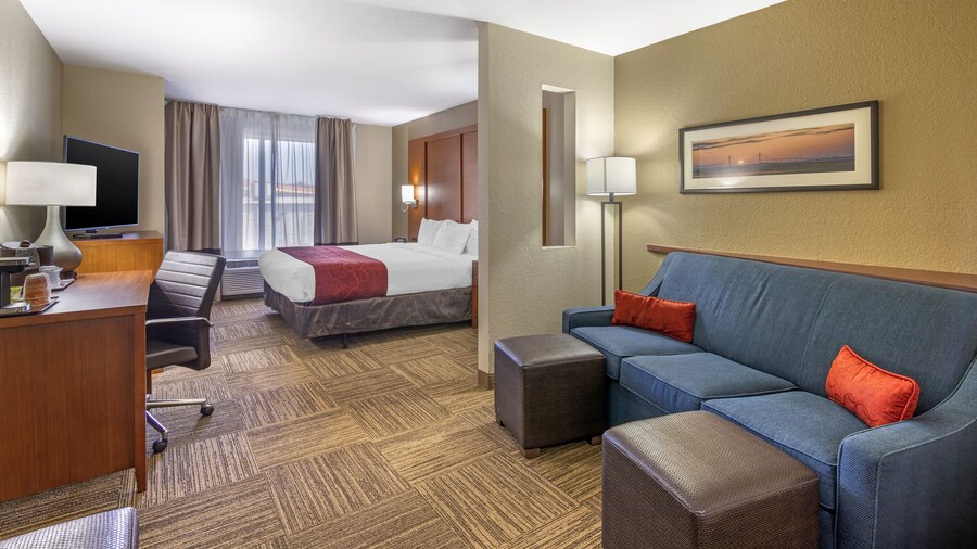 Comfort Suites Brunswick