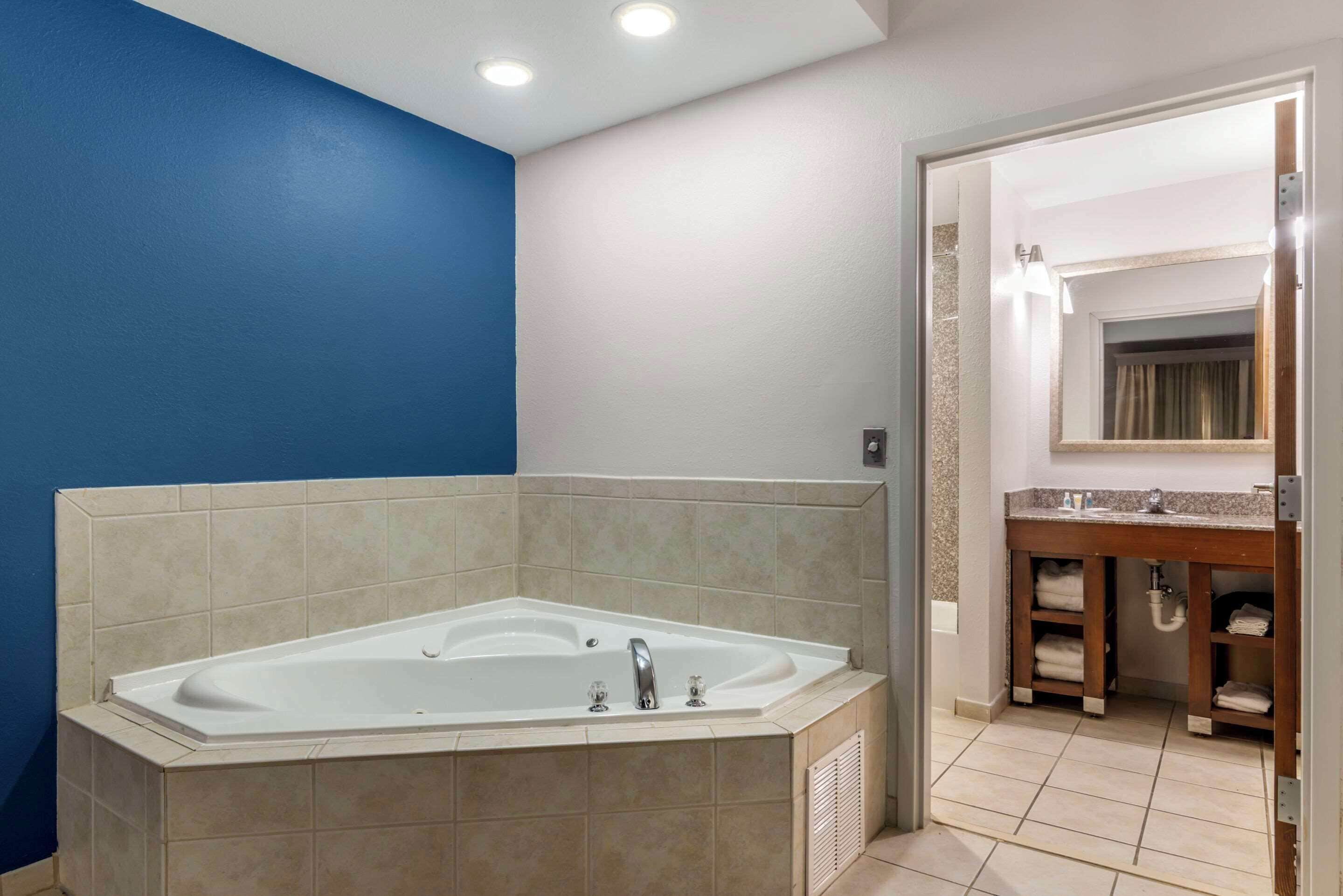 individually decorated, individually furnished, desk, blackout curtains