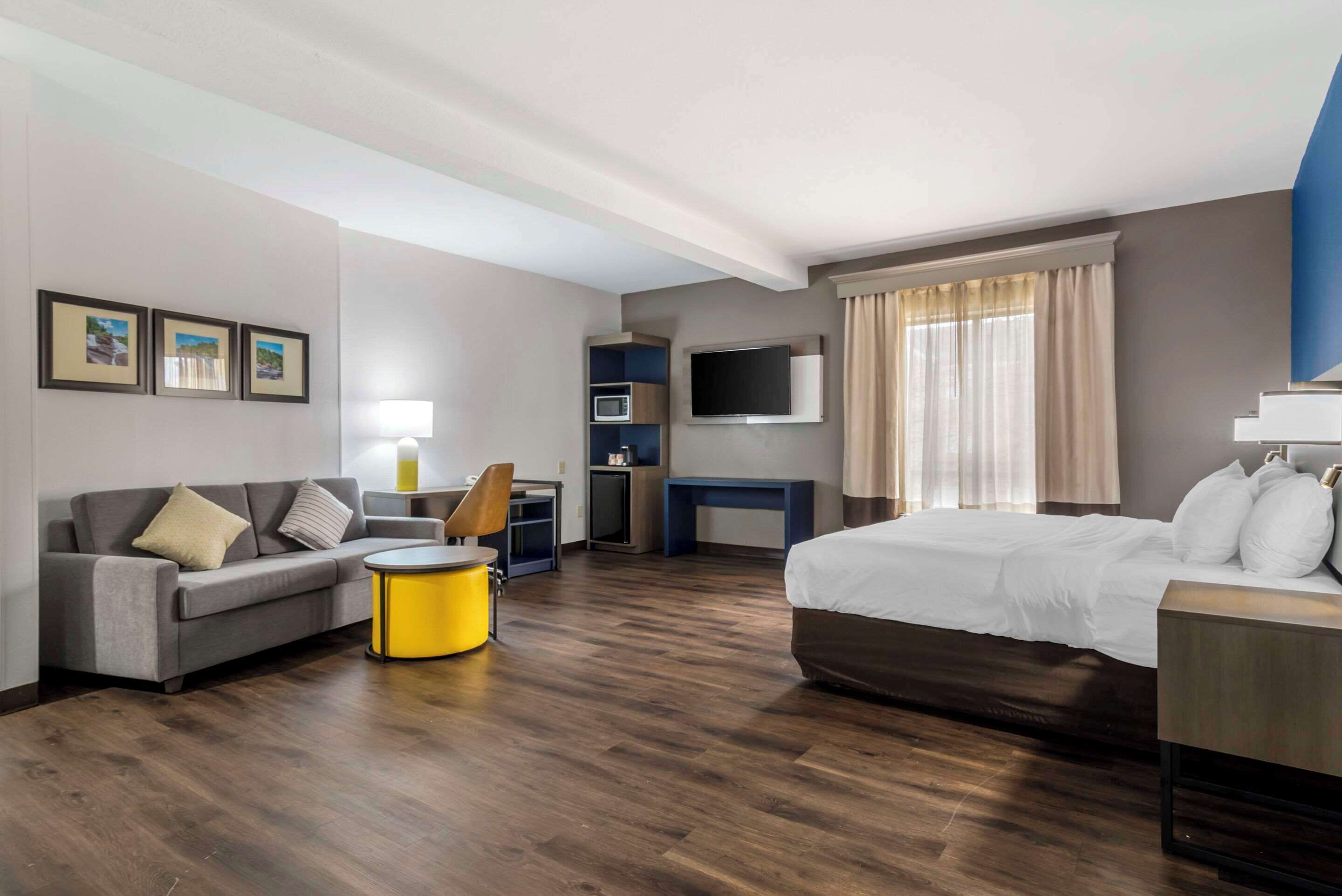 individually decorated, individually furnished, desk, blackout curtains