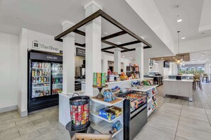 Snack bar - Hilton Garden Inn Myrtle Beach/Coastal Grand Mall (Myrtle Beach)