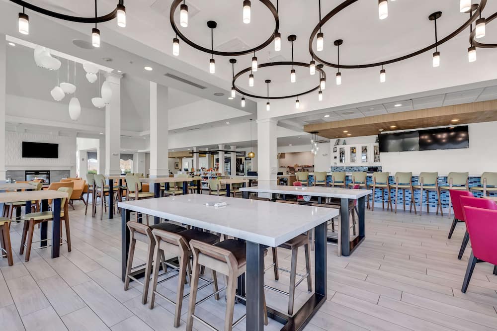 Hilton Garden Inn Myrtle Beach/Coastal Grand Mall