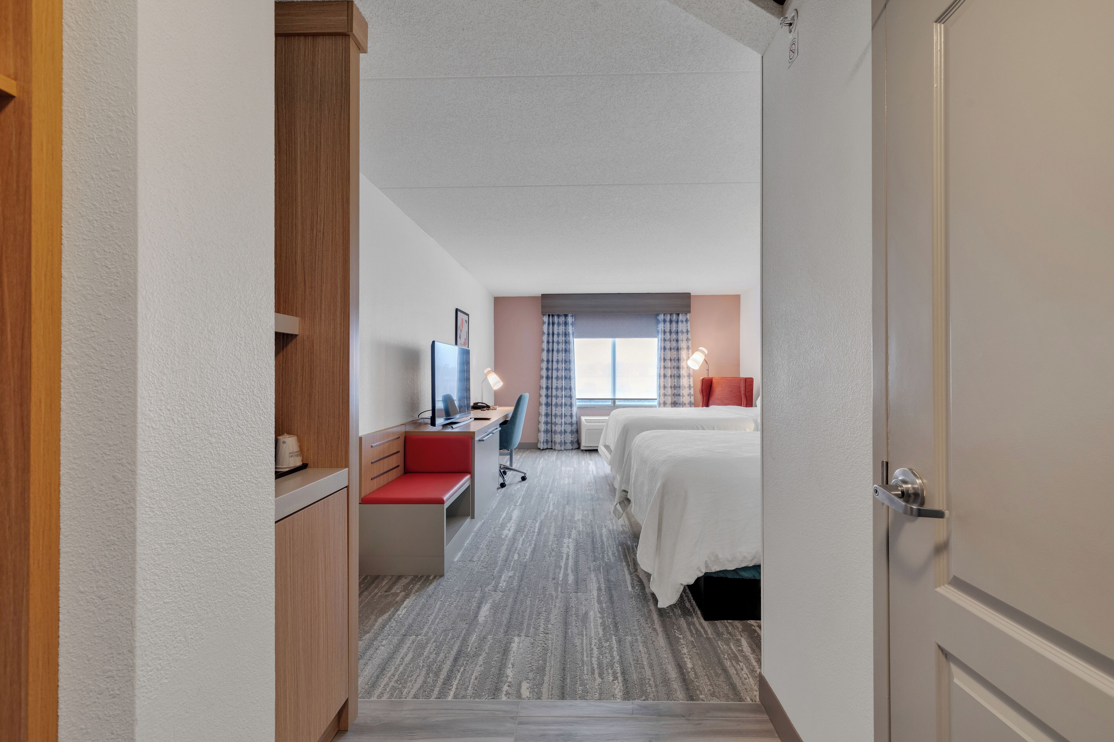 Room, 2 Queen Beds (Drinks &amp; Snacks)