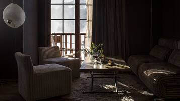 Ropa de cama de alta calidad, edredón y minibar