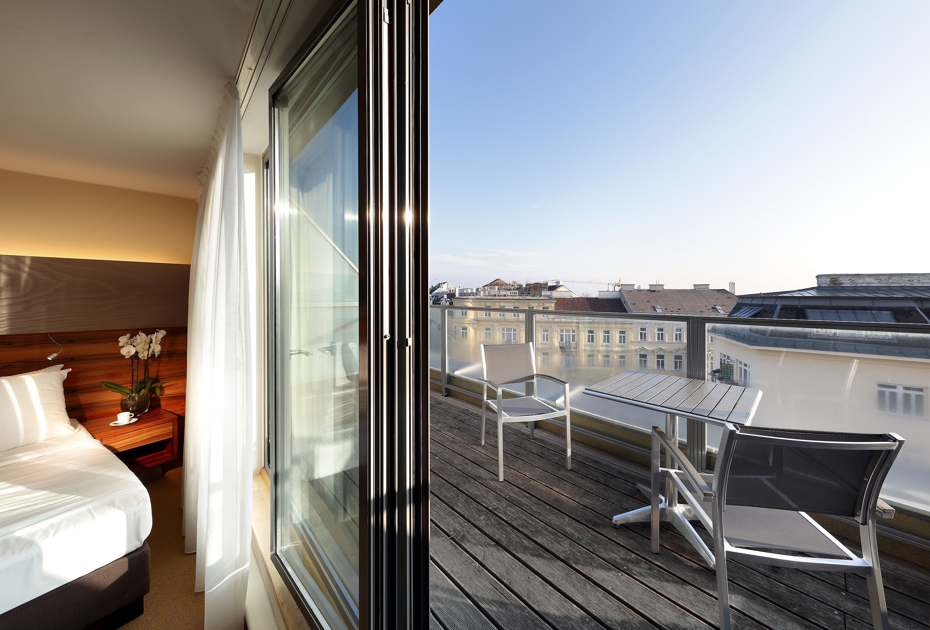 Minibar, in-room safe, desk, laptop workspace