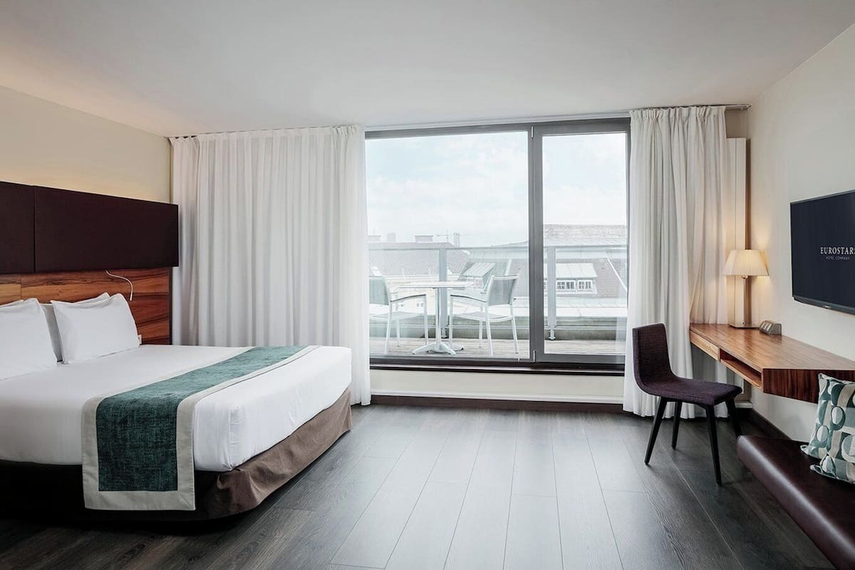 1 bedroom, minibar, in-room safe, desk