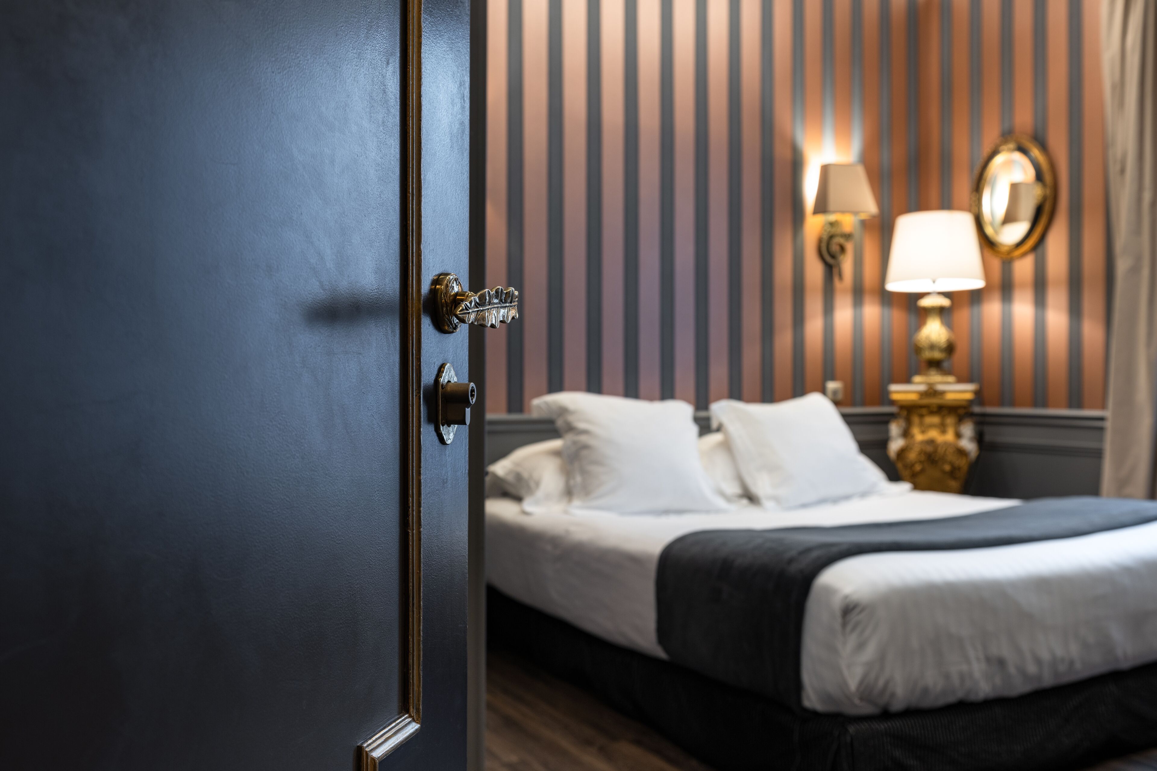 comfort double room | premium bedding, in-room safe, individually decorated, soundproofing