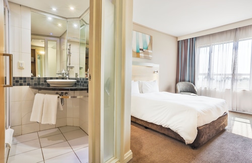 Holiday Inn Express Sandton Woodmead by IHG