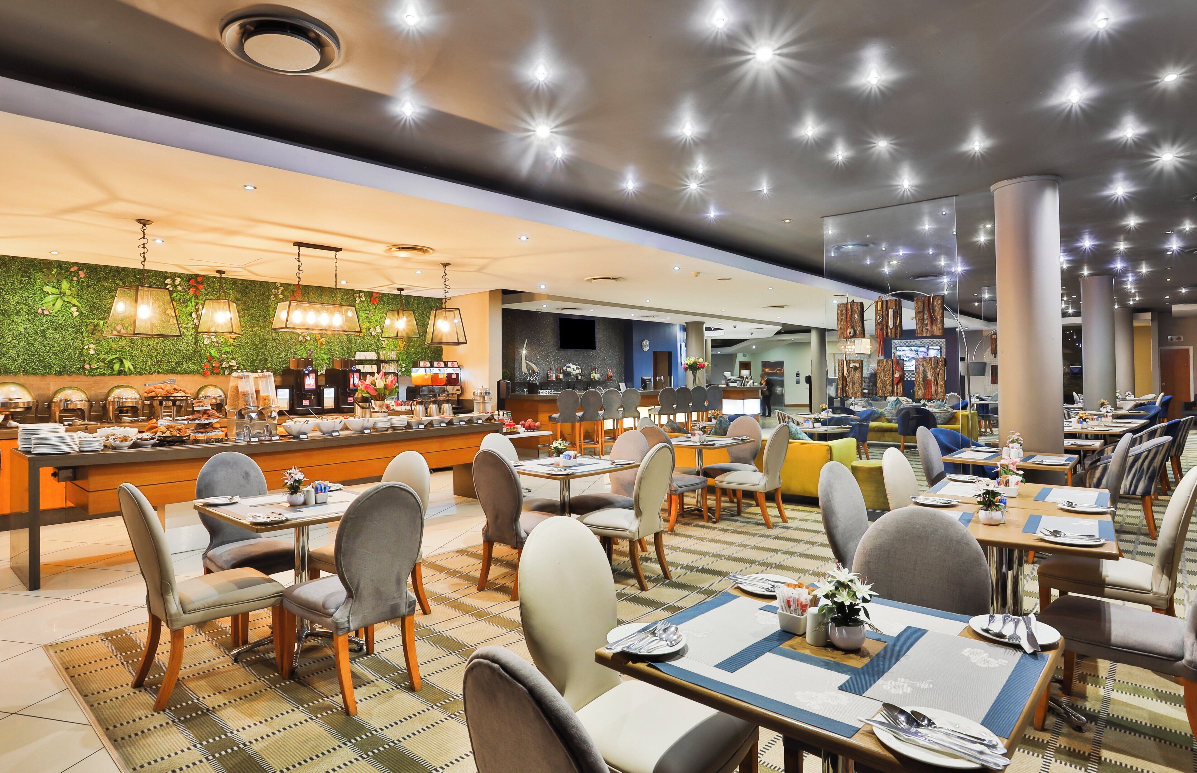 Foto - Holiday Inn Express Sandton-Woodmead by IHG