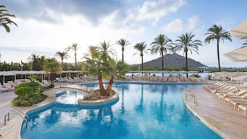 Piscine extérieure