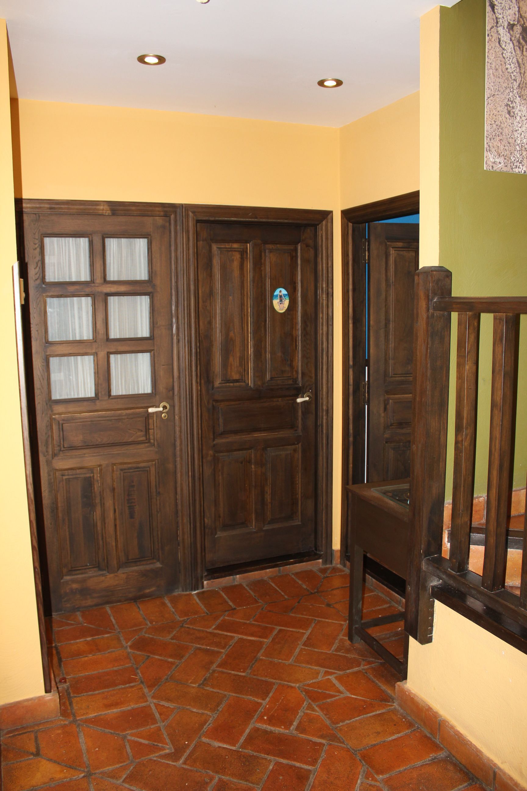 standard double or twin room | desk, laptop workspace, free wifi, bed sheets