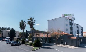 Front of property - ibis Styles Perpignan Canet-en-Roussillon (Canet-en-Roussillon)