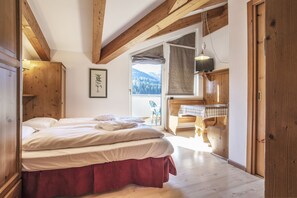 En 25-tommers TV med Parabol-TV