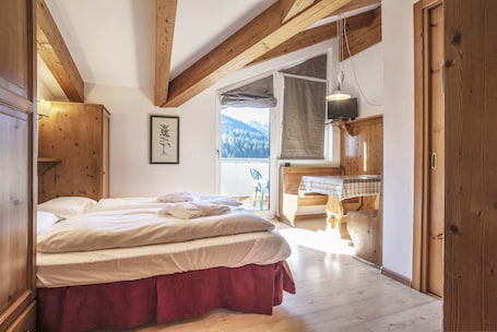 Televisión 25 pulgadas con canales de televisión vía satélite