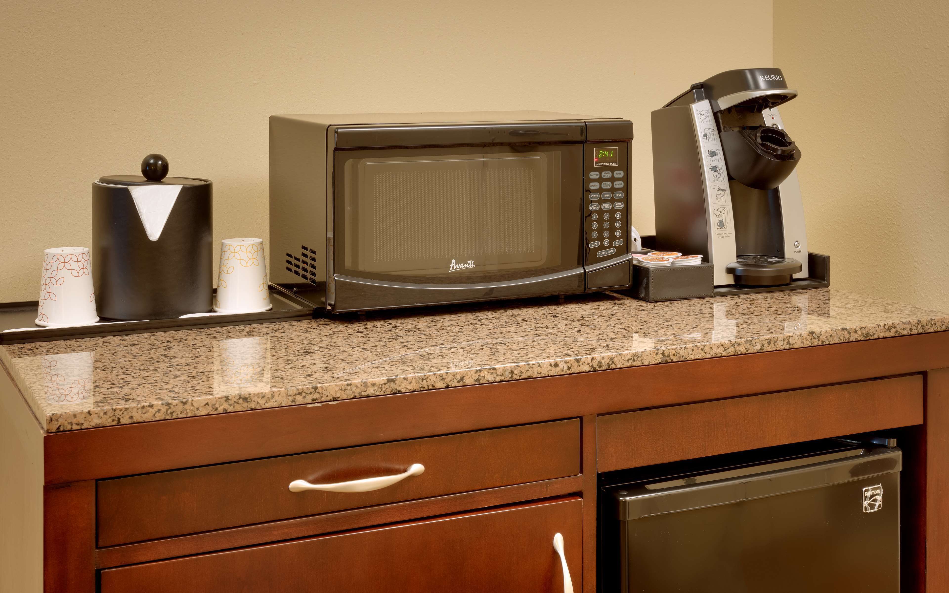 fridge, microwave, coffee/tea maker