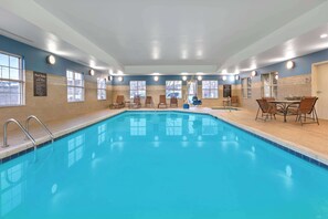 屋内プール