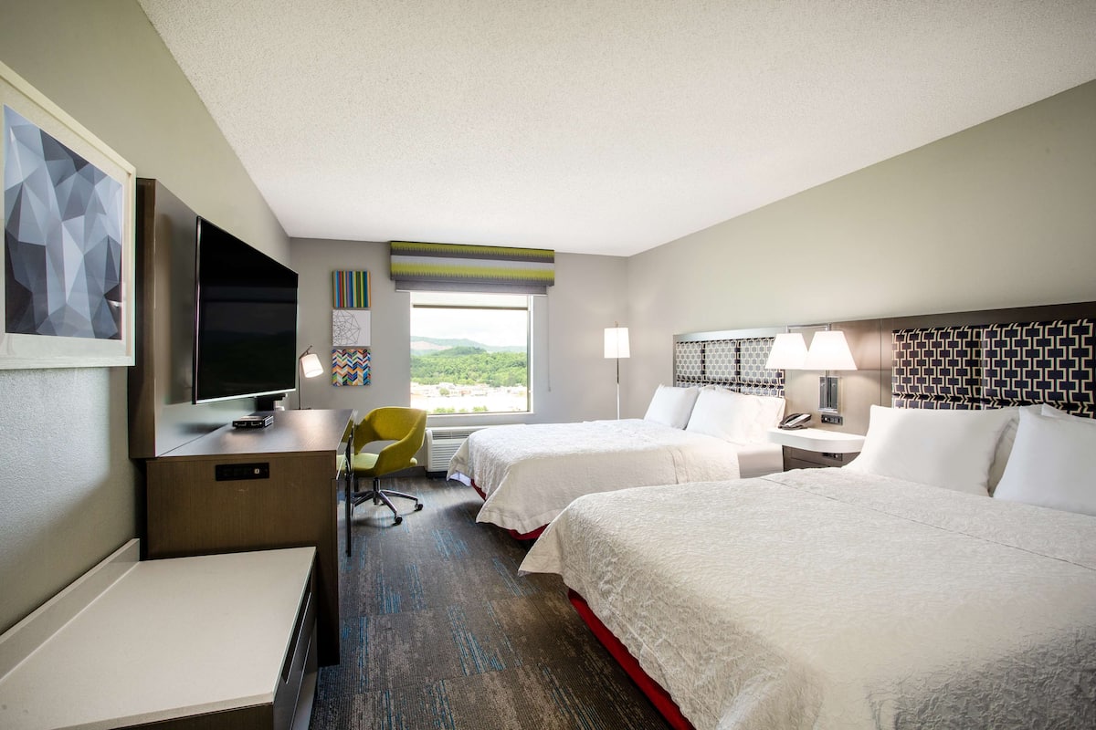 in-room safe, desk, iron/ironing board, free cots/infant beds