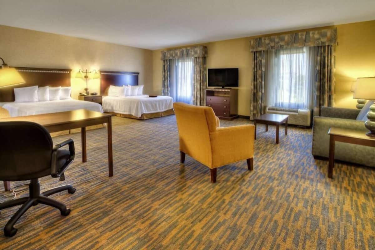 In-room safe, iron/ironing board, free WiFi, bed sheets