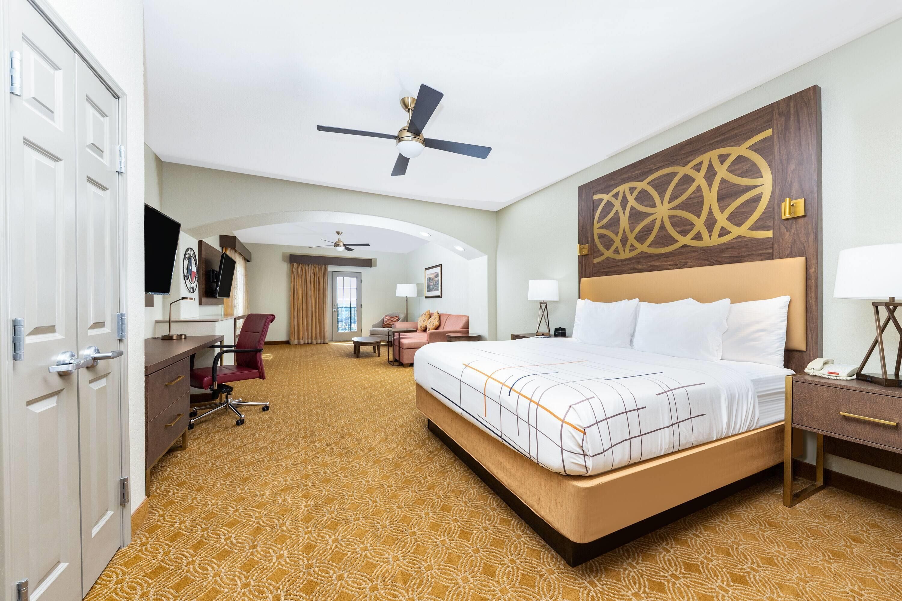 Coffres-forts dans les chambres, bureau, rideaux occultants