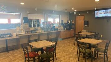 Bao gồm bữa sáng buffet hàng ngày