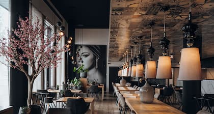 Carbon Hotel - Different Hotels