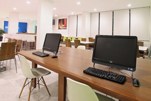 Business centre - One Querétaro Plaza Galerías (Querétaro)