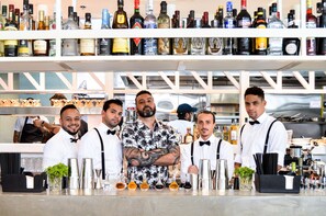 Bar (in der Unterkunft)