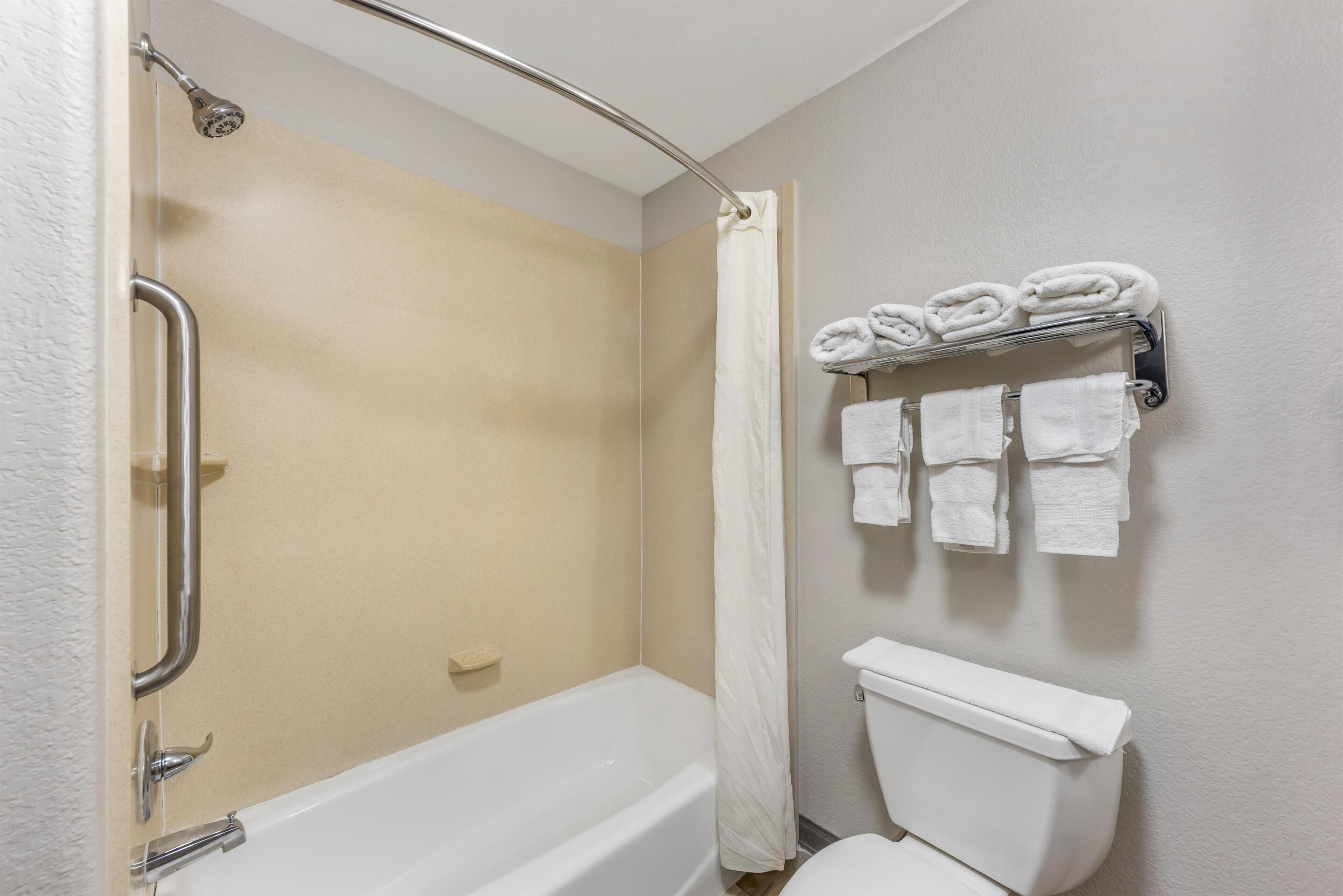 Photo - Best Western Sea World - Lackland AFB NW Hotel & Suites