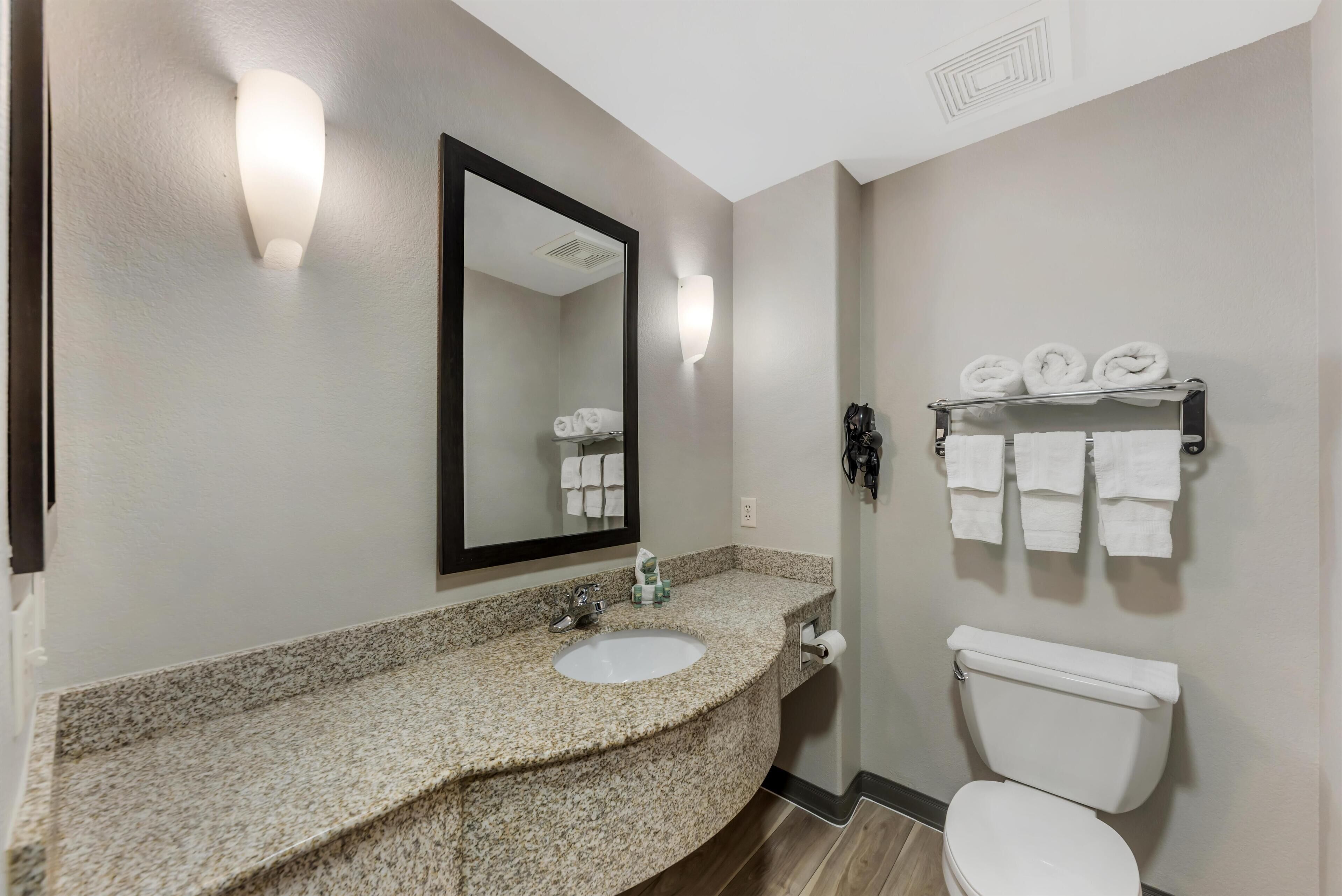 Photo - Best Western Sea World - Lackland AFB NW Hotel & Suites