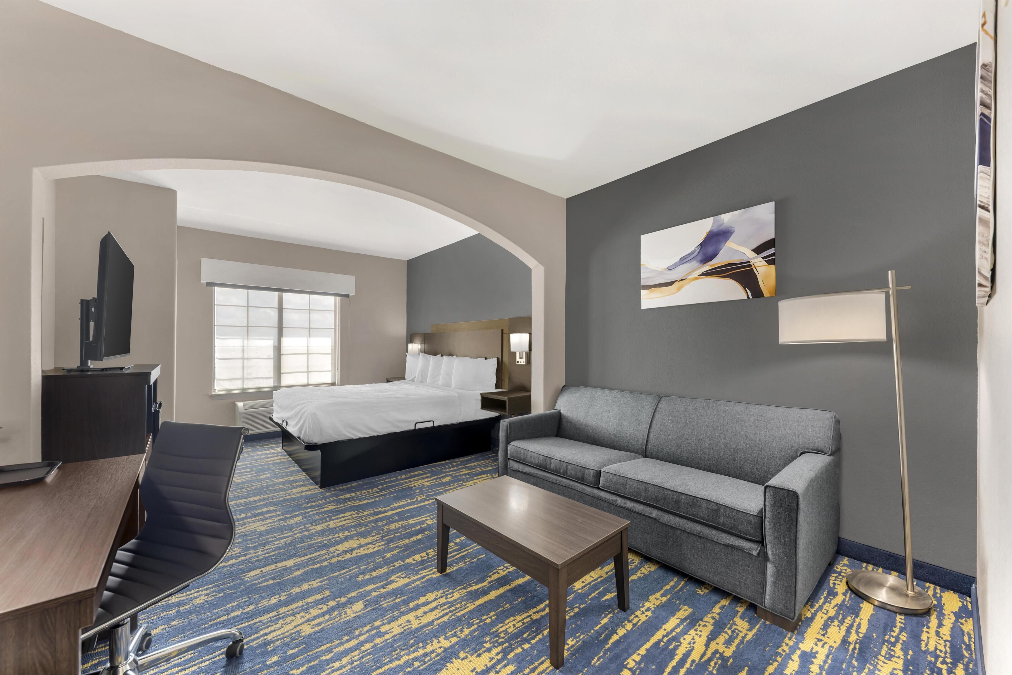 Photo - Best Western Sea World - Lackland AFB NW Hotel & Suites