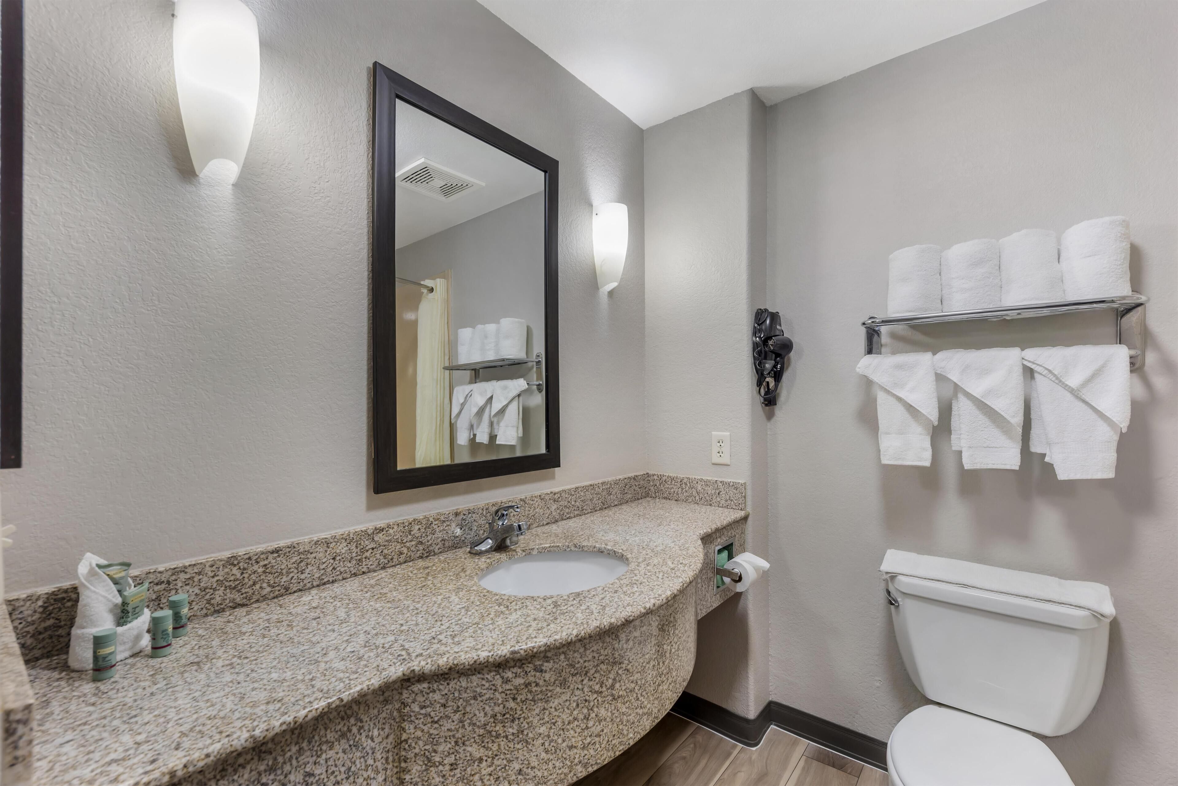Photo - Best Western Sea World - Lackland AFB NW Hotel & Suites