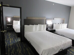 Suite, Multiple Beds, Non Smoking, Refrigerator & Microwave