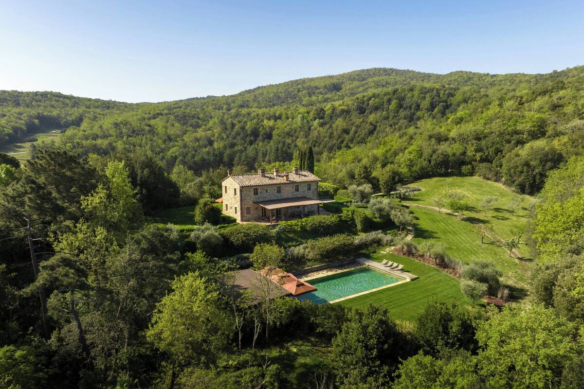Villa (Alba) | Ropa de cama de alta calidad, edredón y minibar