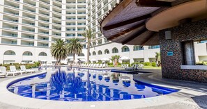 Pool - Rosarito Beach Hotel (Playas de Rosarito)