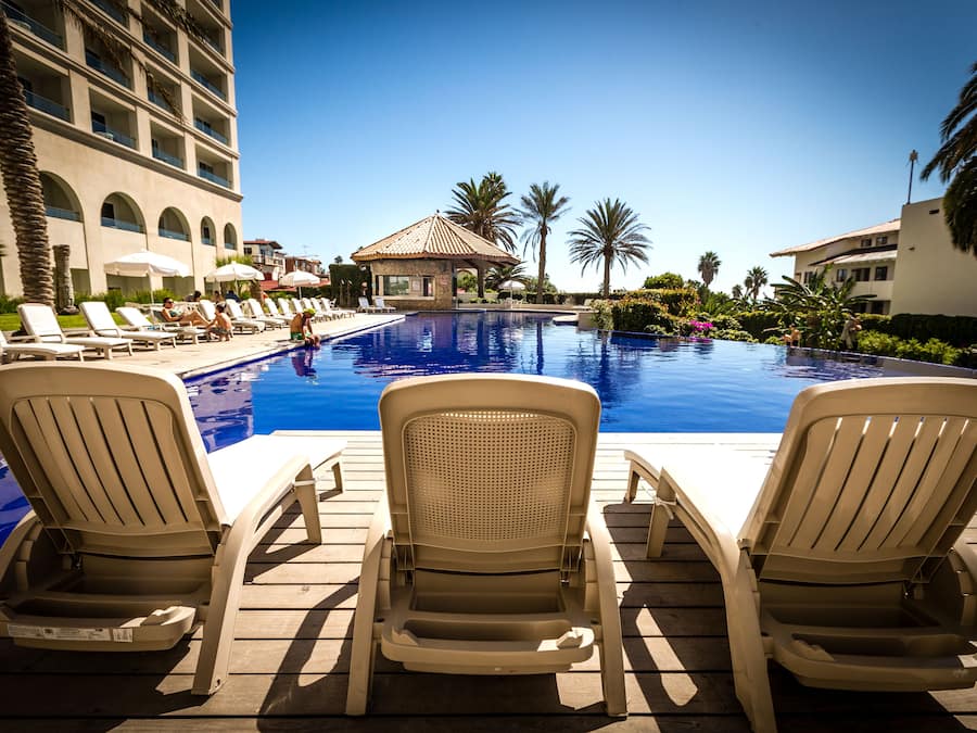 3 piscinas al aire libre