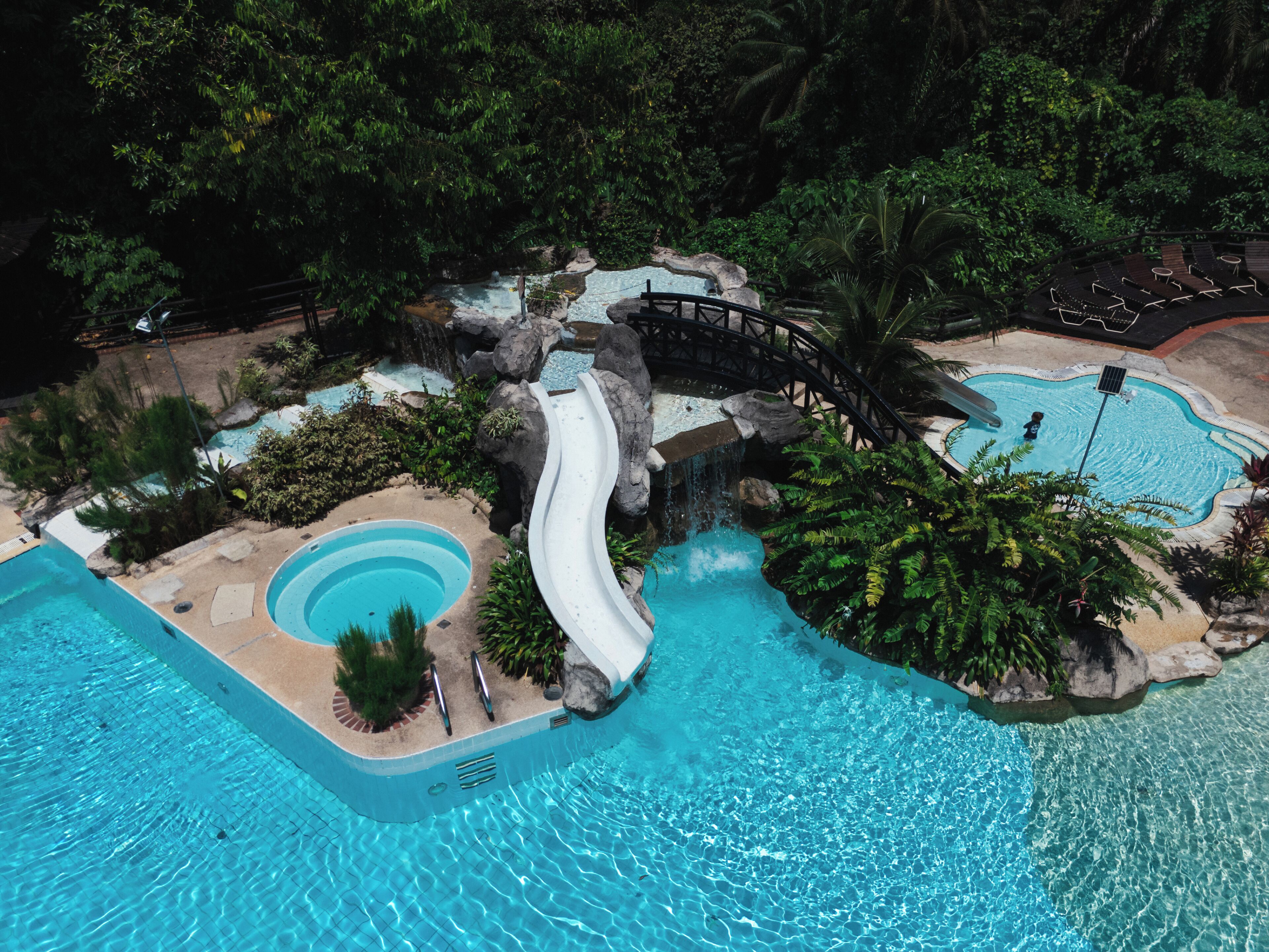 Outdoor pool, pool loungers