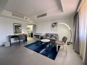 Executive Suite | Living area | TV - Sabah Hotel Sandakan (Sandakan)