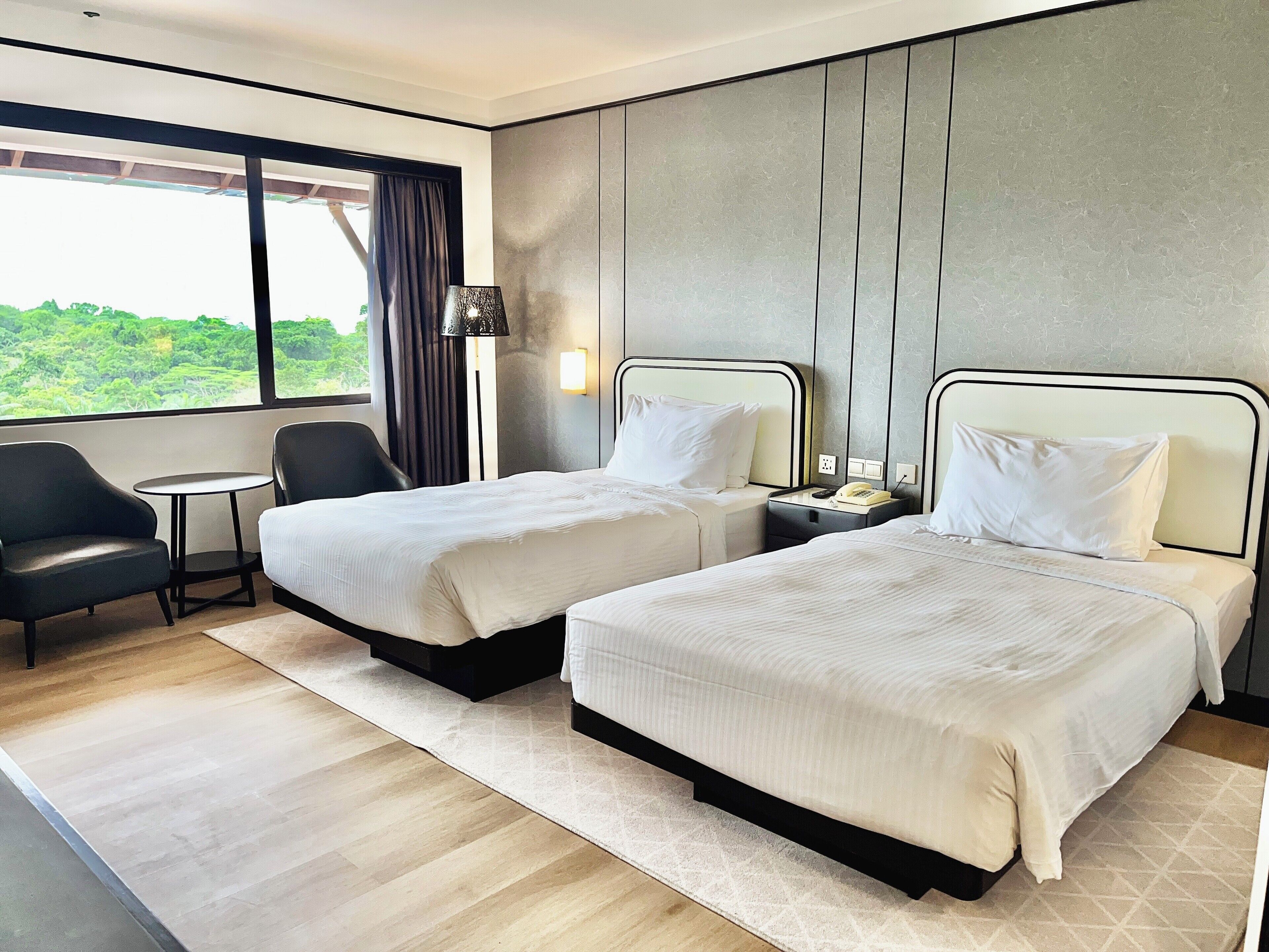 Minibar, in-room safe, desk, blackout curtains