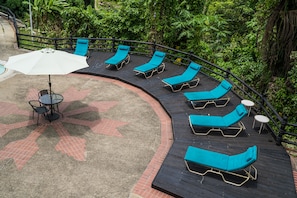 Sundeck
