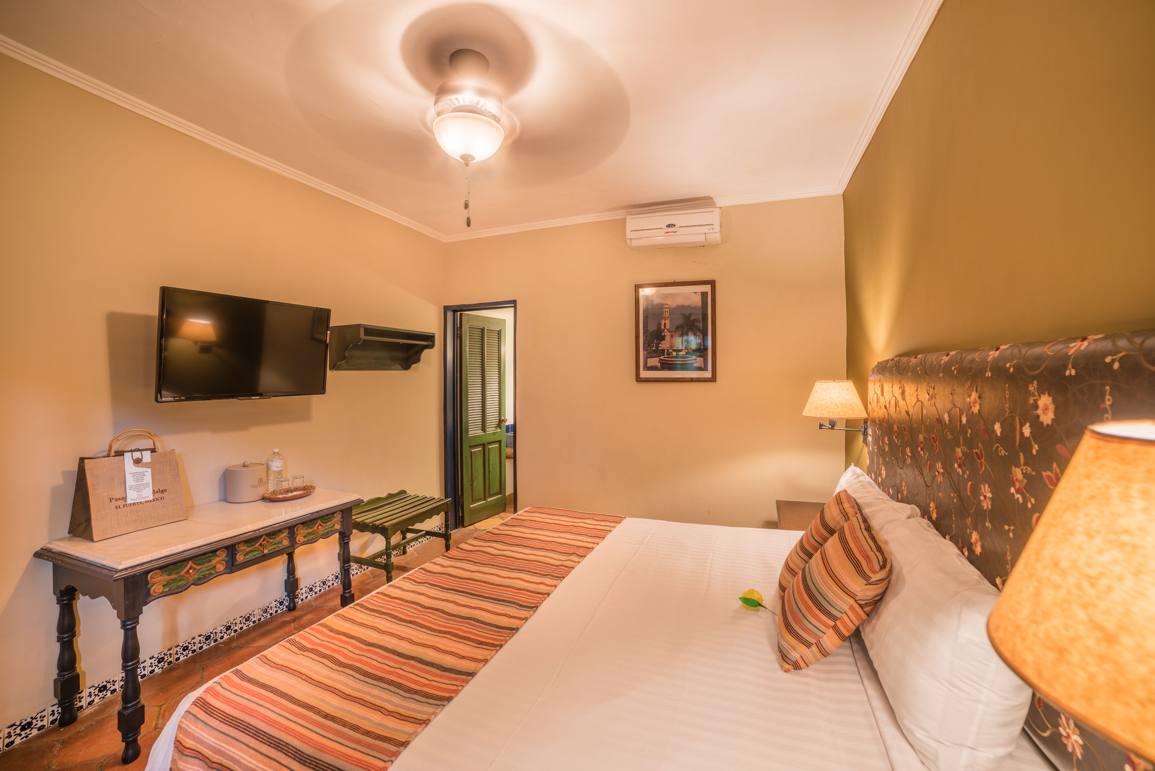 standard double room | premium bedding, down duvets, bed sheets