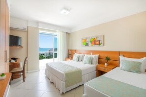 Minibar, in-room safe, free WiFi, bed sheets