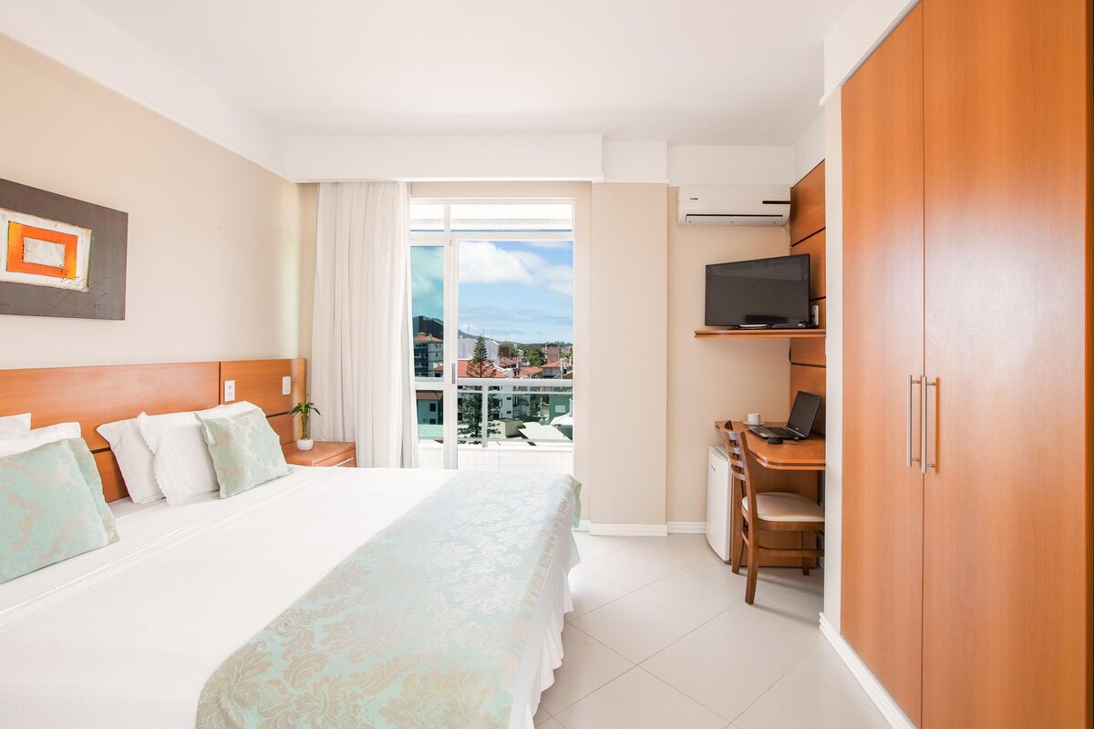 Minibar, una cassaforte in camera, Wi-Fi gratuito, lenzuola