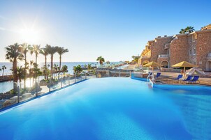 4 piscinas externas