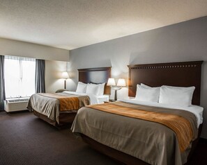 办公桌、熨斗/熨衣板、免费 WiFi、床单