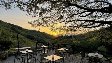 Desayuno continental incluido todos los días