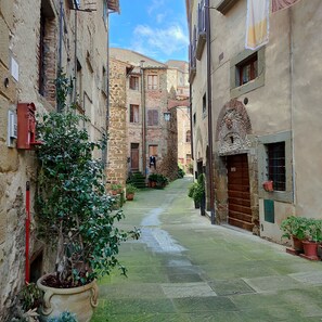 مكان جذب سياحي