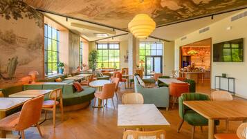 Desayuno buffet todos los días (EUR 17 por persona)