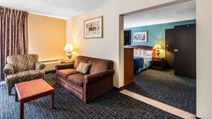 Premium bedding, desk, blackout drapes, iron/ironing board - Quality Suites Central (Colorado Springs)