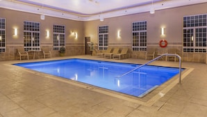 Una piscina techada